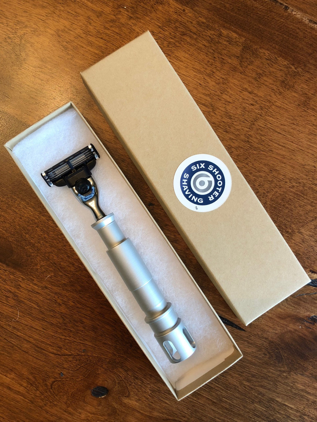 m16-m3 Men's Razor - Special | Top Down Boxed View | Six Shooter Shaving
