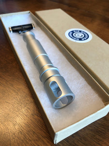 m16-m3 Men's Razor - Special | Close Up Boxed View | Six Shooter Shaving
